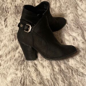 Ankle booties